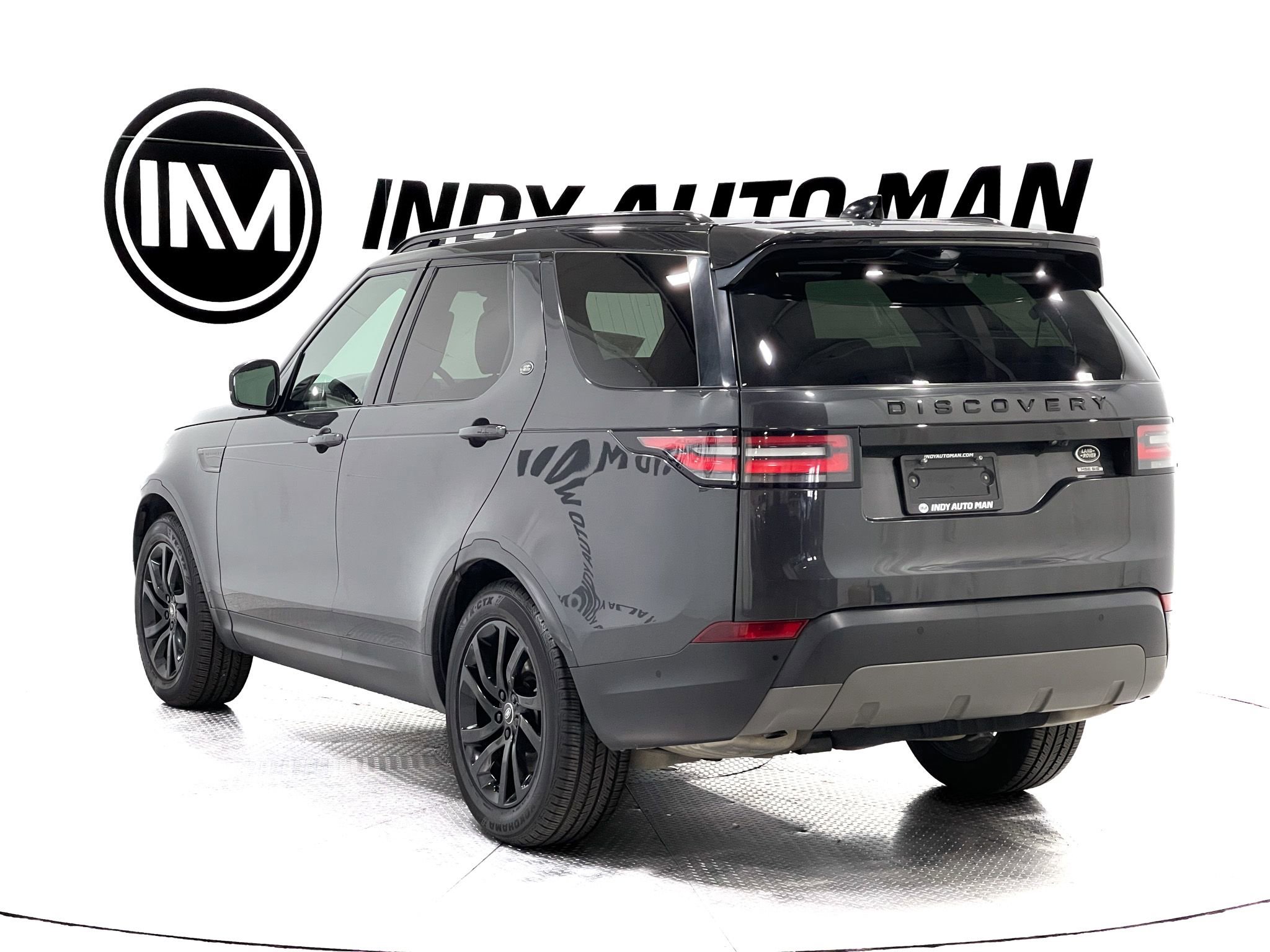 Used 2020 Land Rover Discovery HSE AWD/4WD image 6