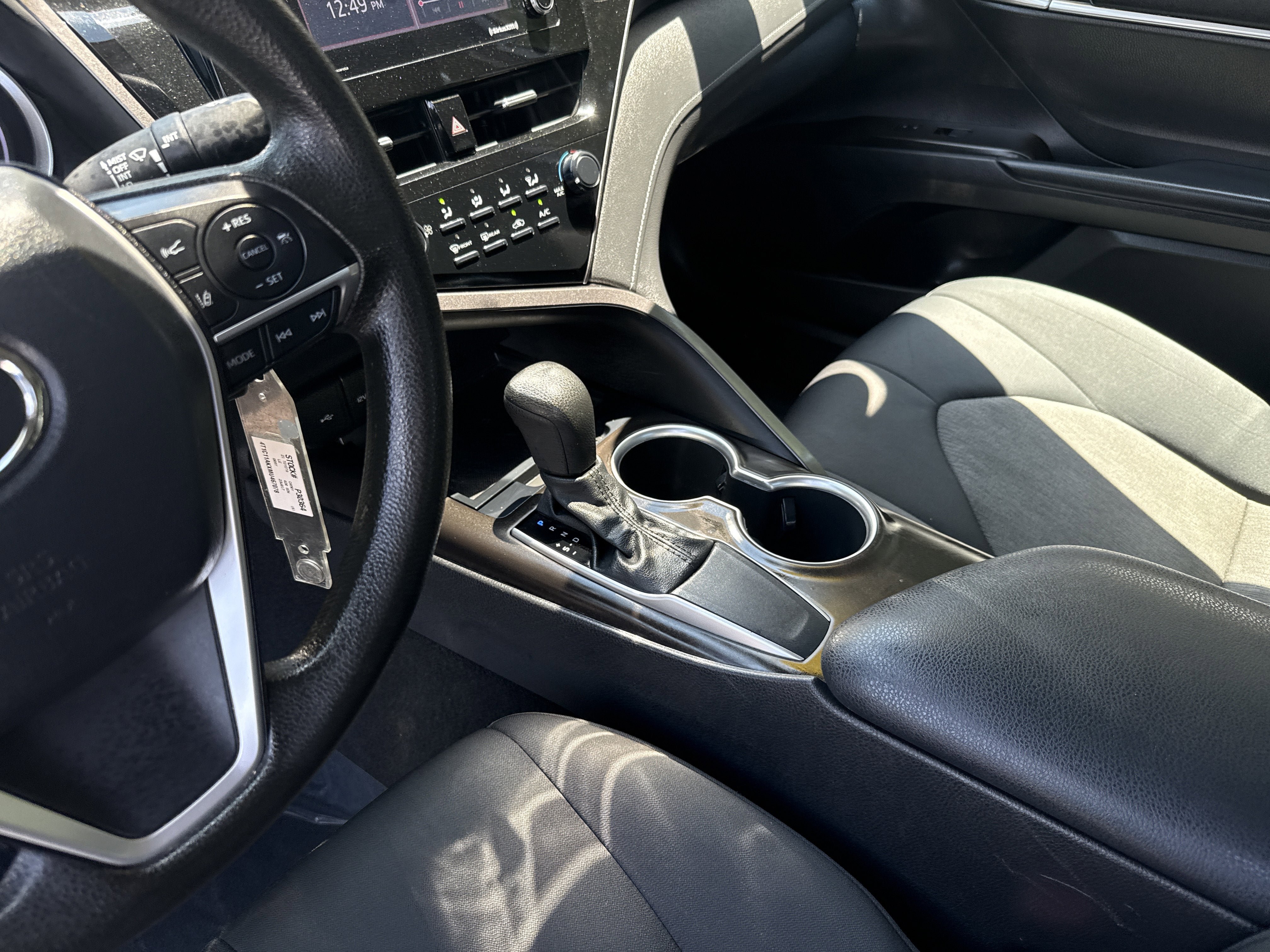 Used 2021 Toyota Camry LE FWD image 17