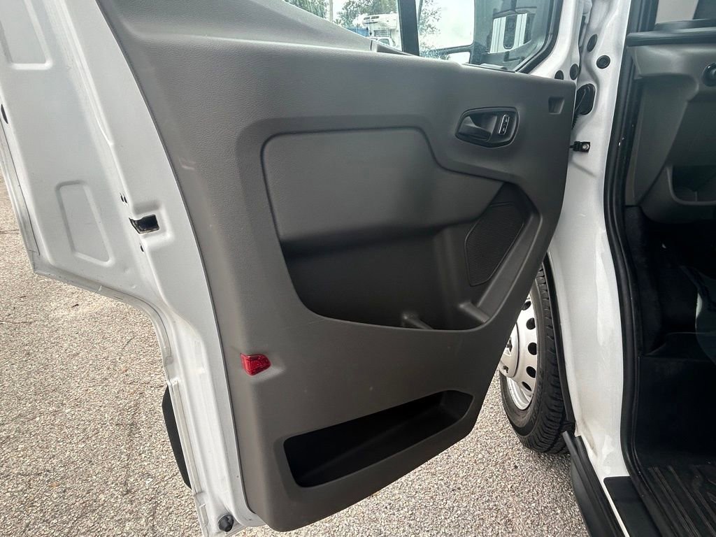 Used 2022 Ford Transit 350 w/ Exterior Upgrade Package image 29