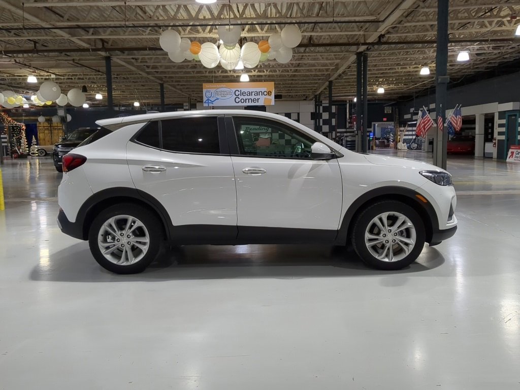 Used 2022 Buick Encore GX Preferred w/ Cold Weather Comfort Package image 6