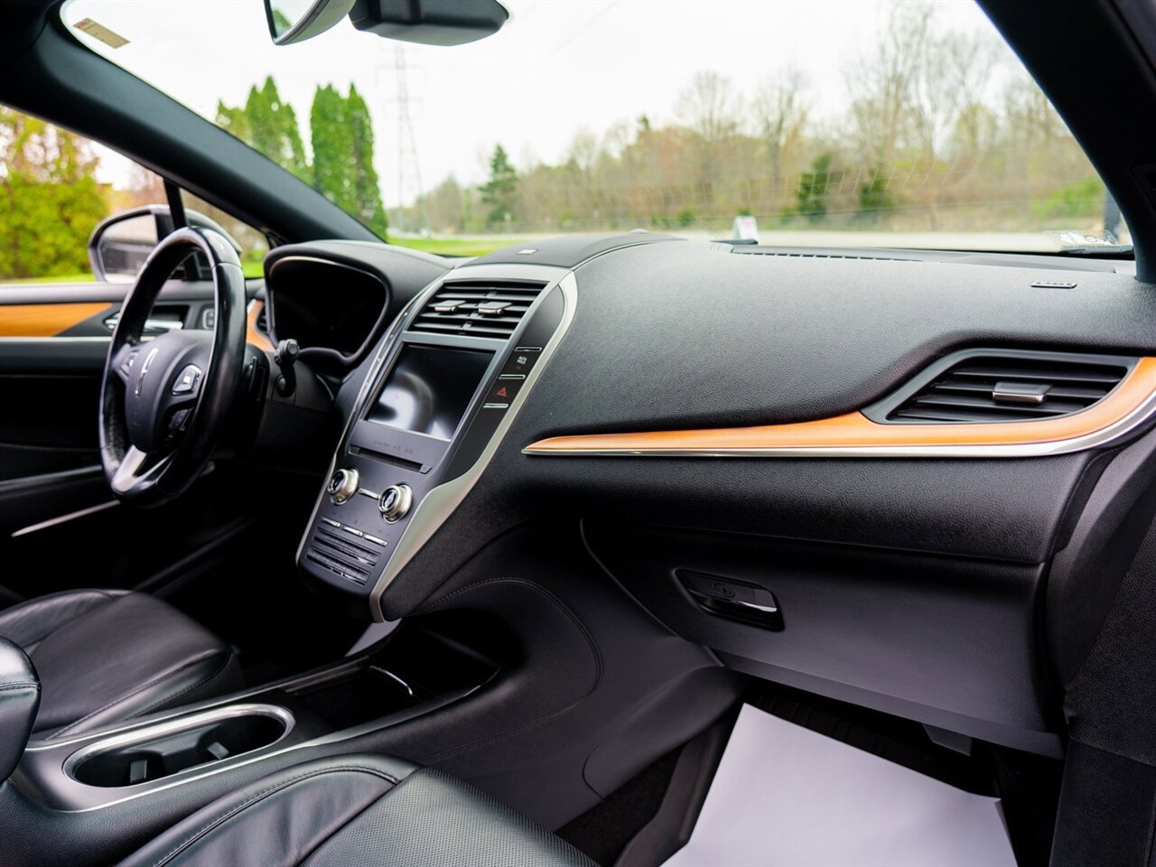 Used 2019 Lincoln MKC Reserve w/ MKC Climate Package image 18