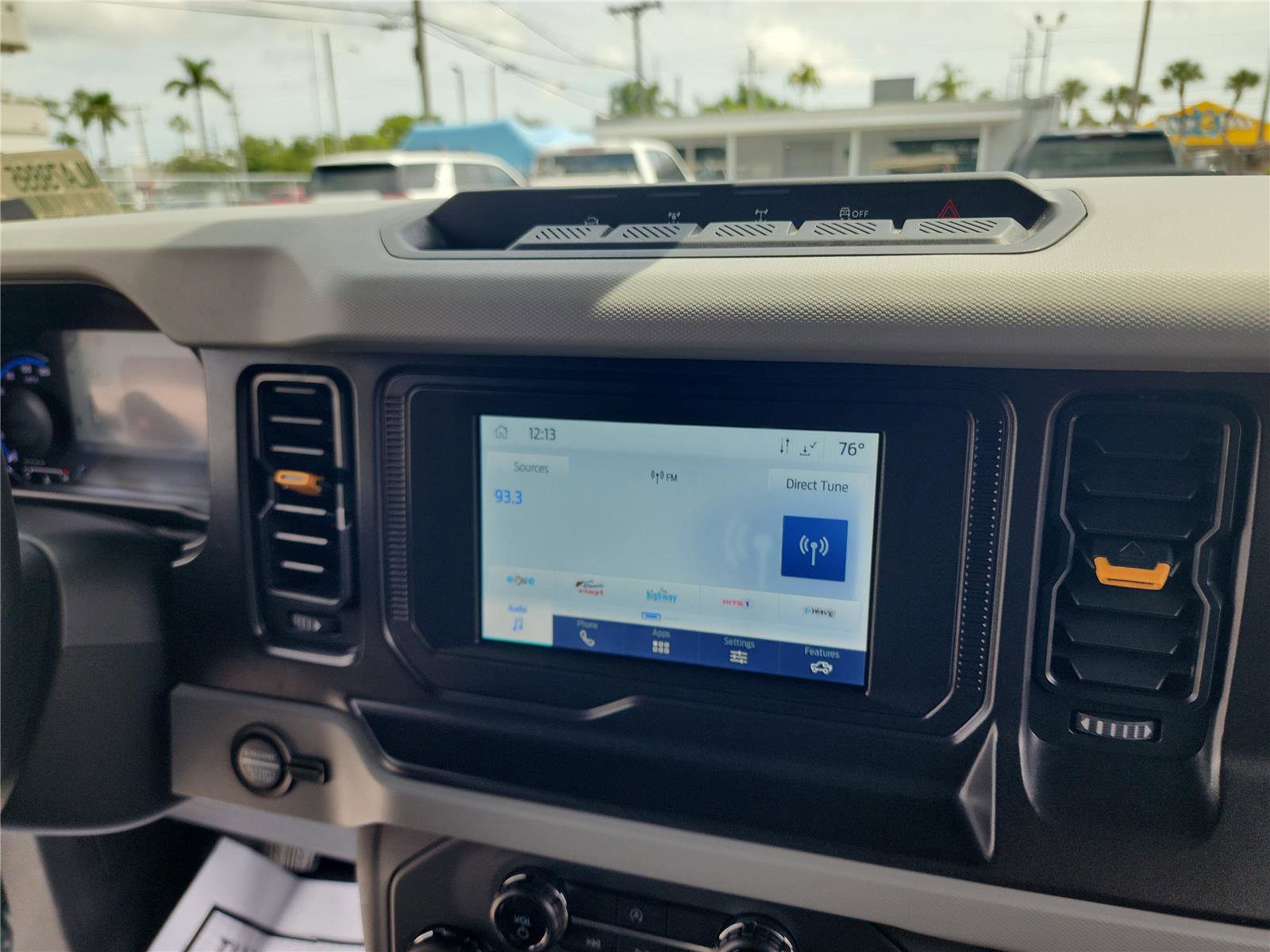 Used 2022 Ford Bronco Badlands image 27