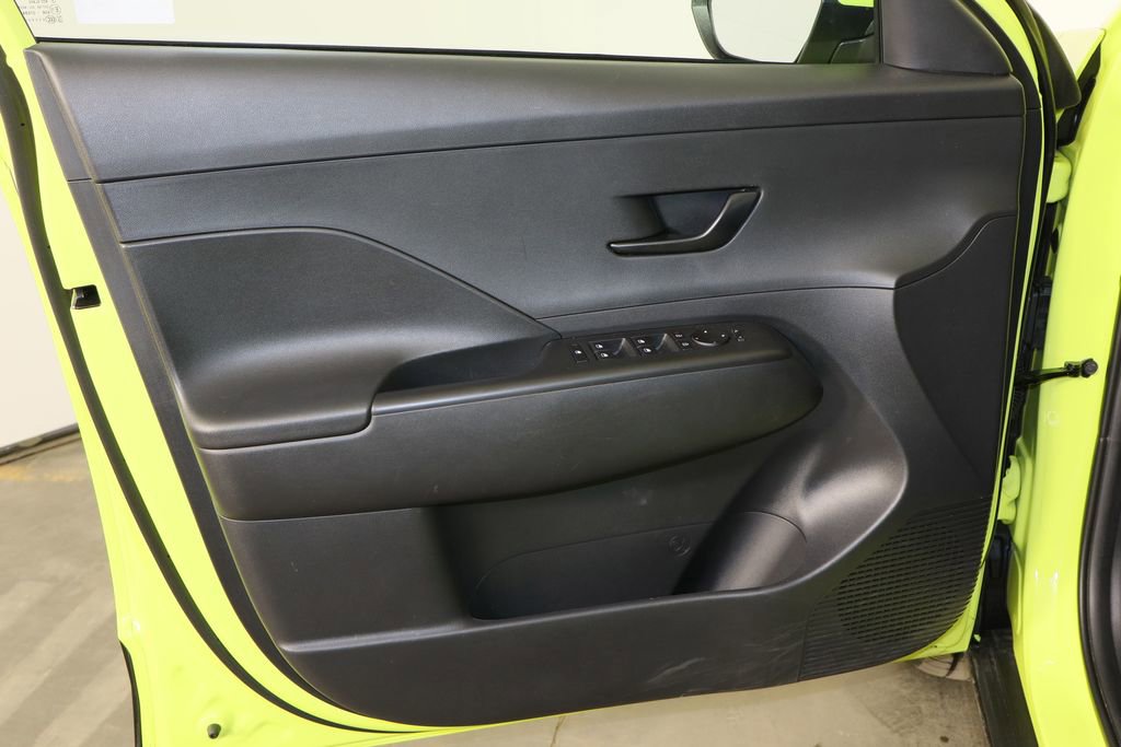 Used 2025 Hyundai Kona SEL image 20