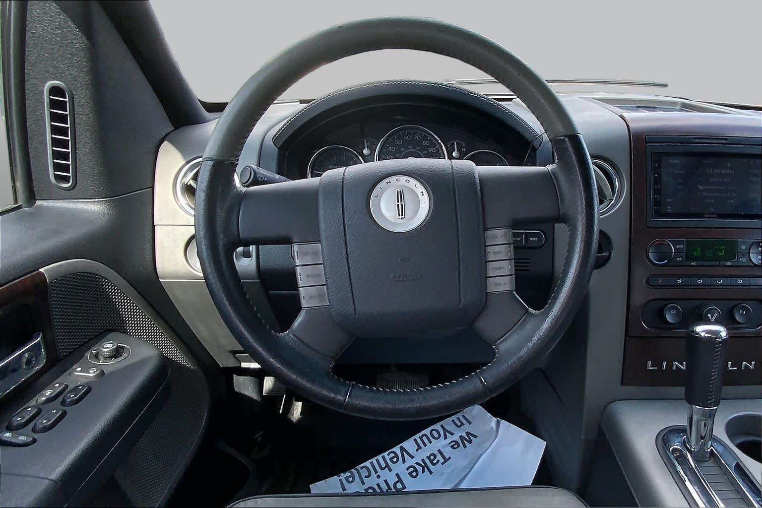Used 2006 Lincoln Mark LT 2WD image 5