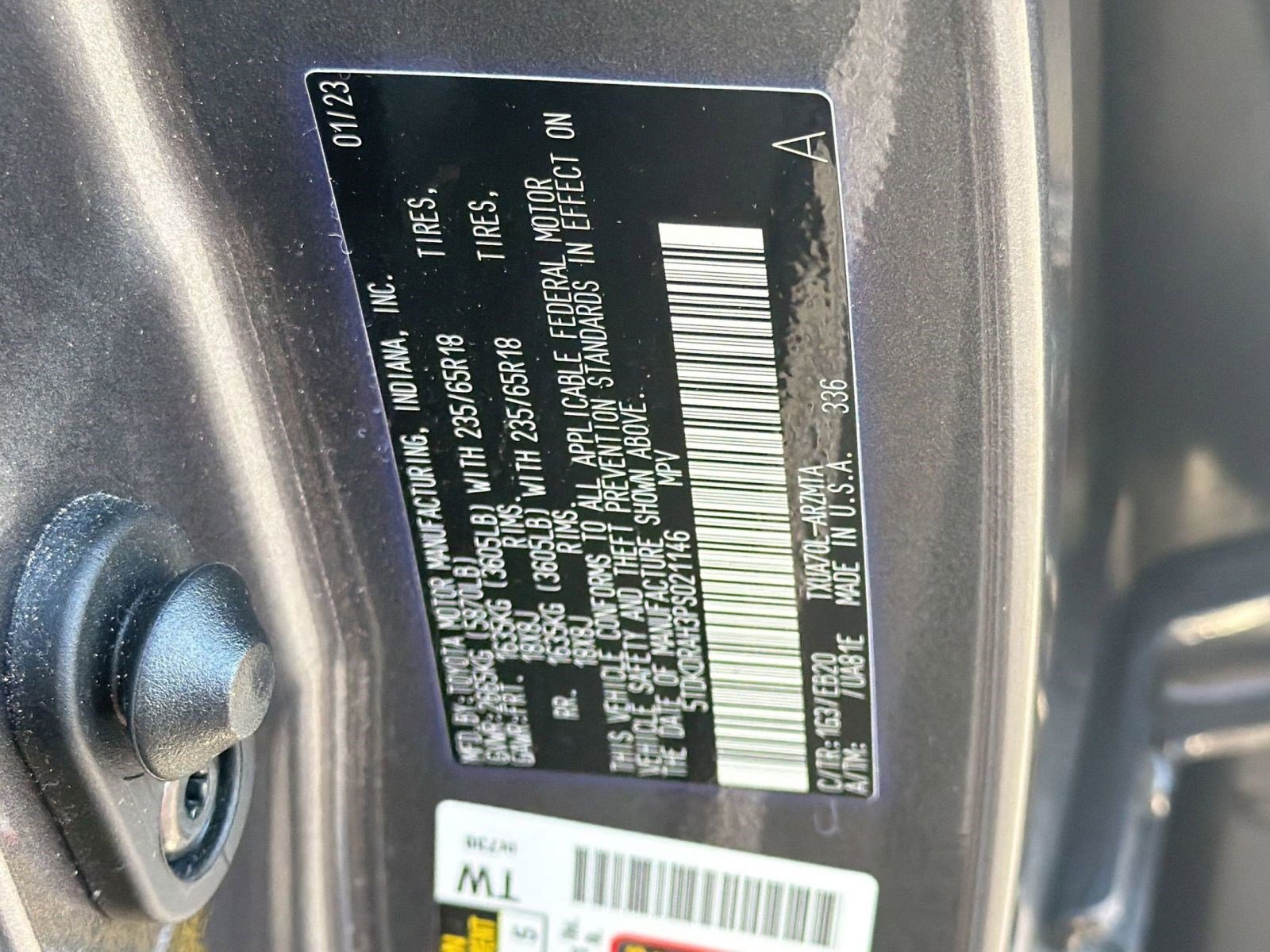 Used 2023 Toyota Highlander XLE image 19