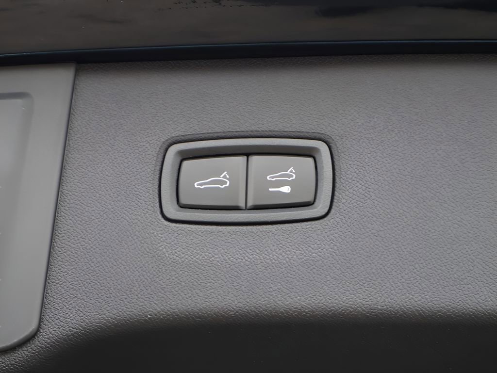 New 2026 Porsche Cayenne AWD/4WD image 18