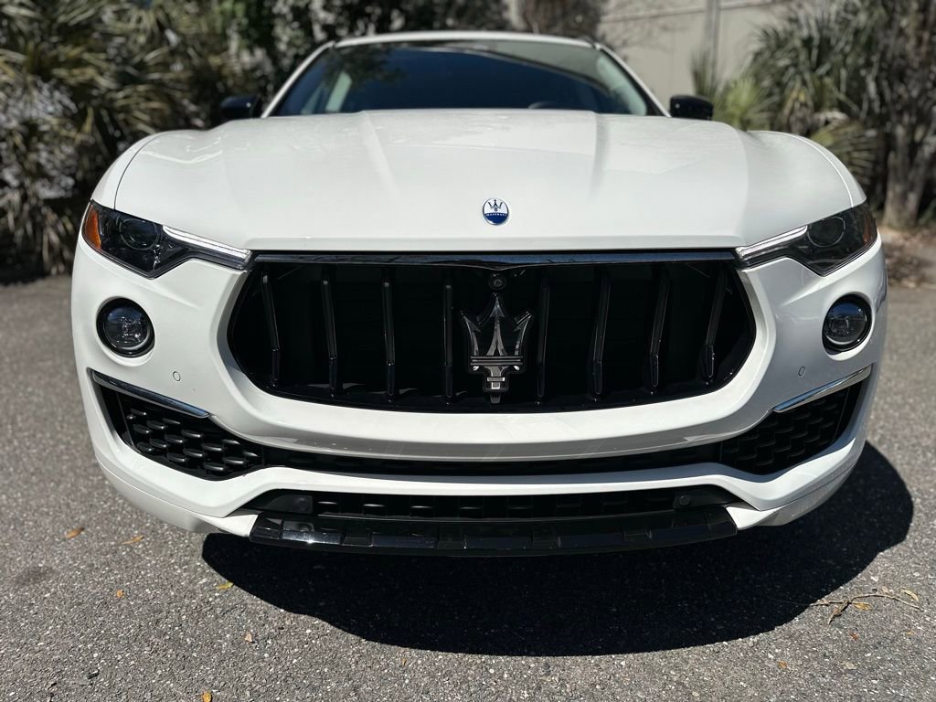 Used 2022 Maserati Levante GT image 3