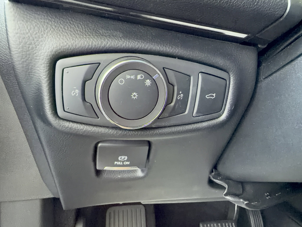 Used 2019 Lincoln MKZ Reserve FWD image 26