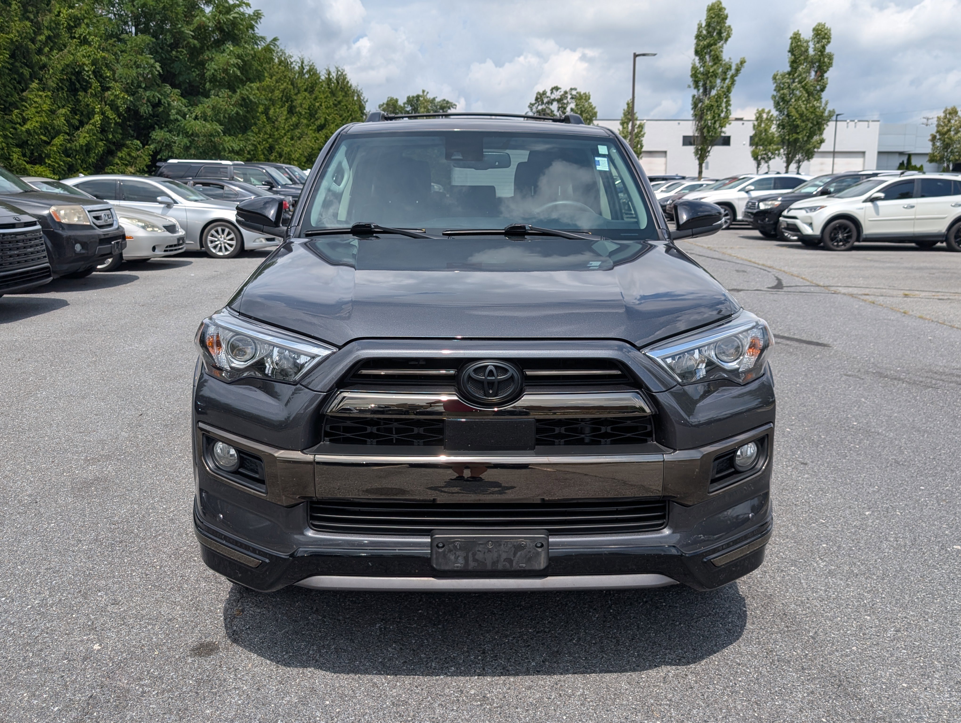 Used 2020 Toyota 4Runner Limited image 8