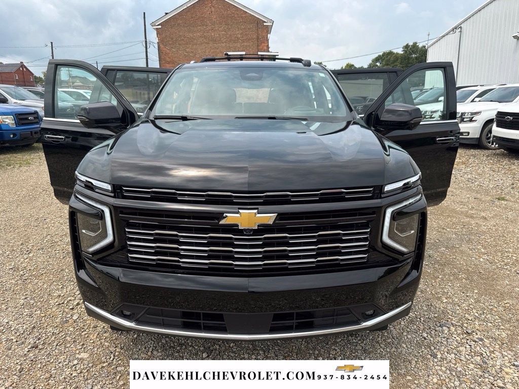 Used 2026 Chevrolet Suburban High Country w/ Sun And Tow Package AWD/4WD image 9
