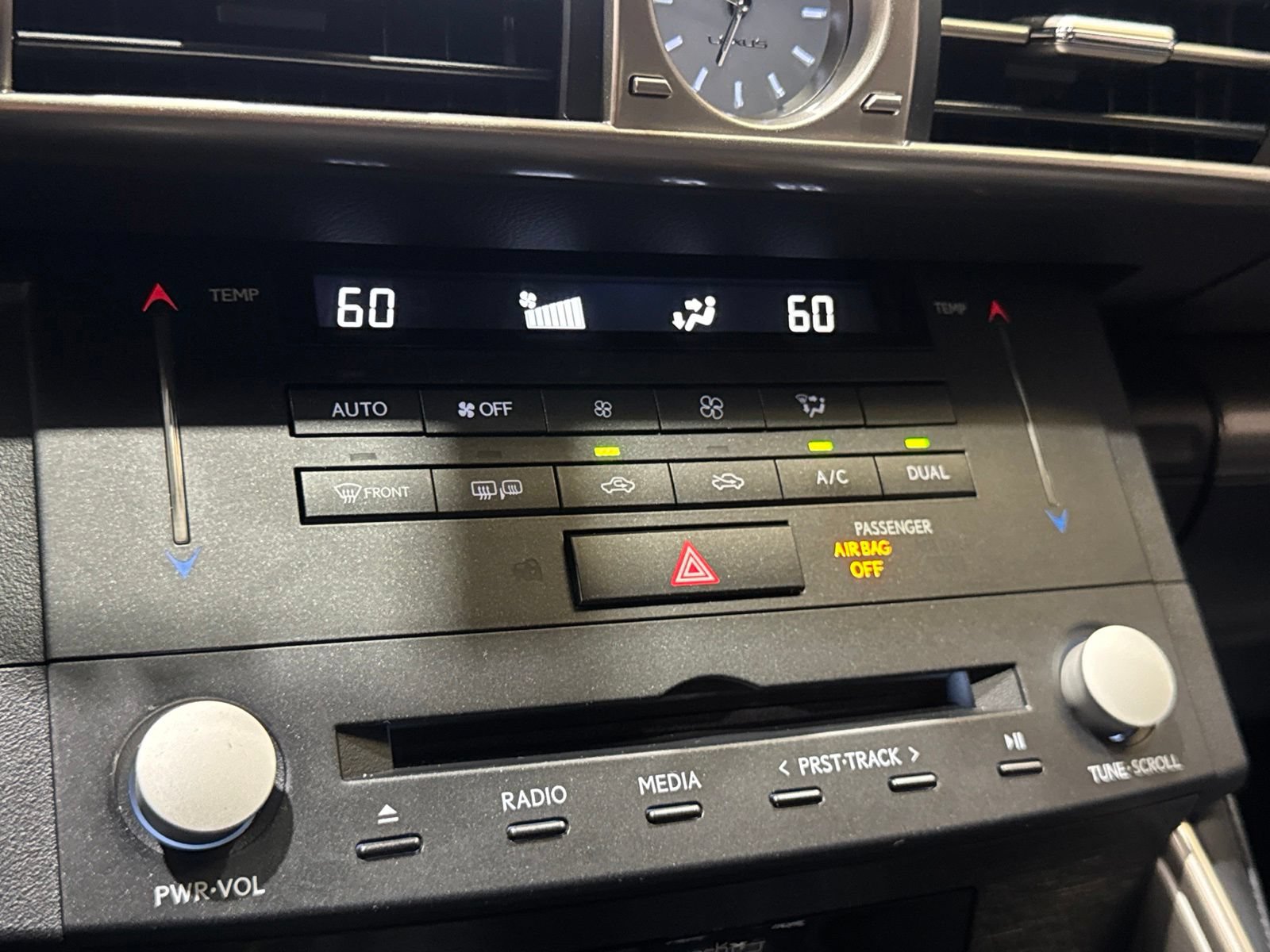 Used 2015 Lexus IS 350 w/ F-Sport Package RWD image 36