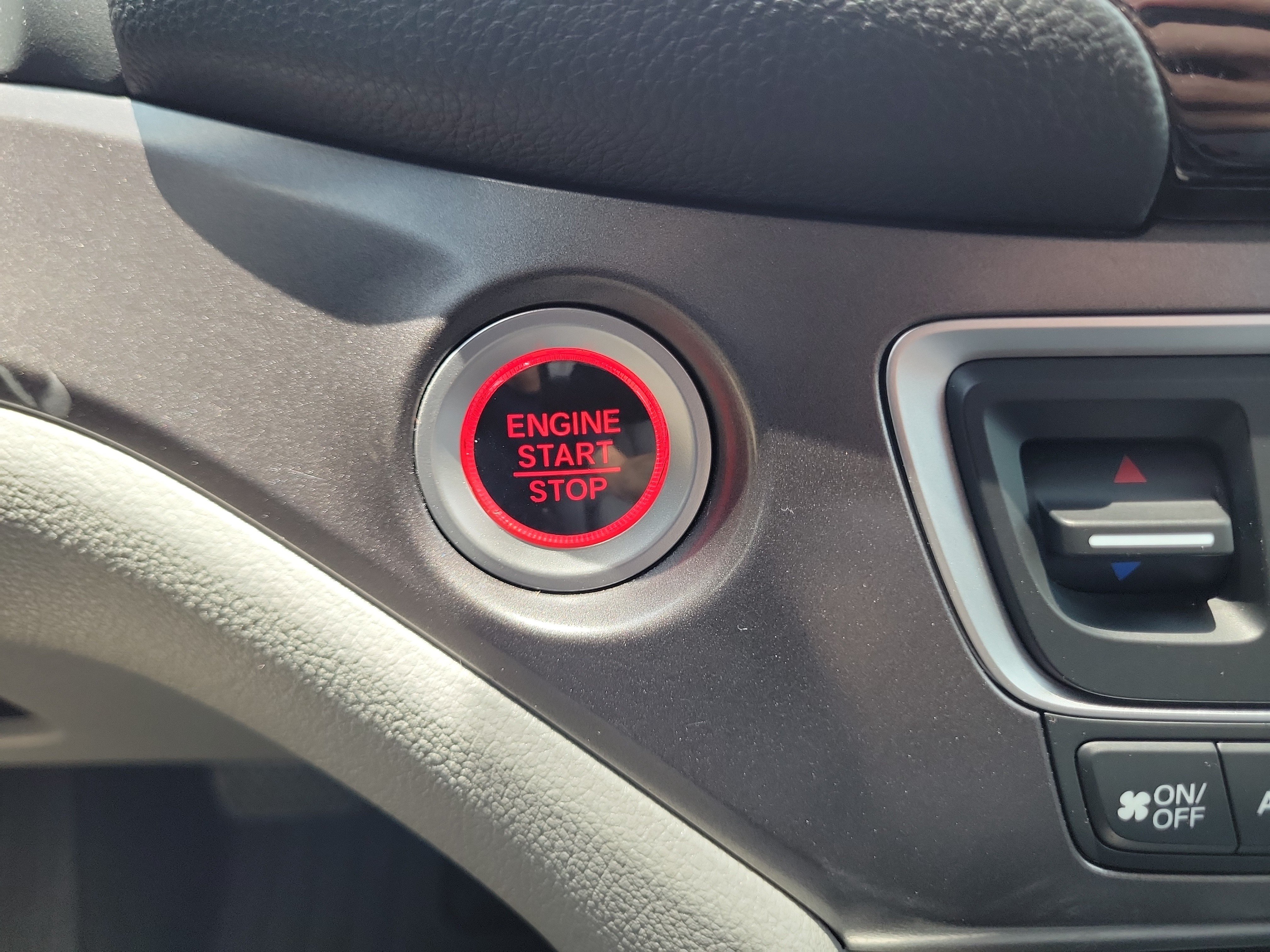 Used 2016 Honda Pilot EX-L image 32
