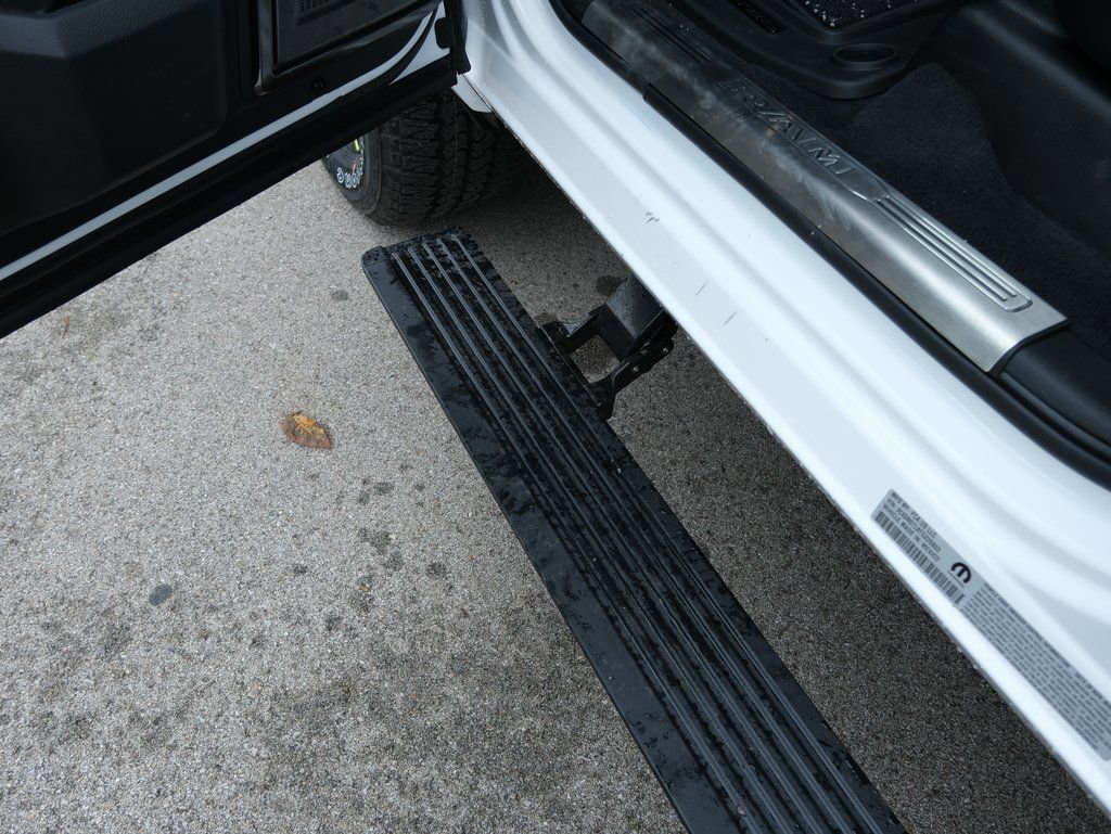 New 2026 RAM 2500 Limited image 13