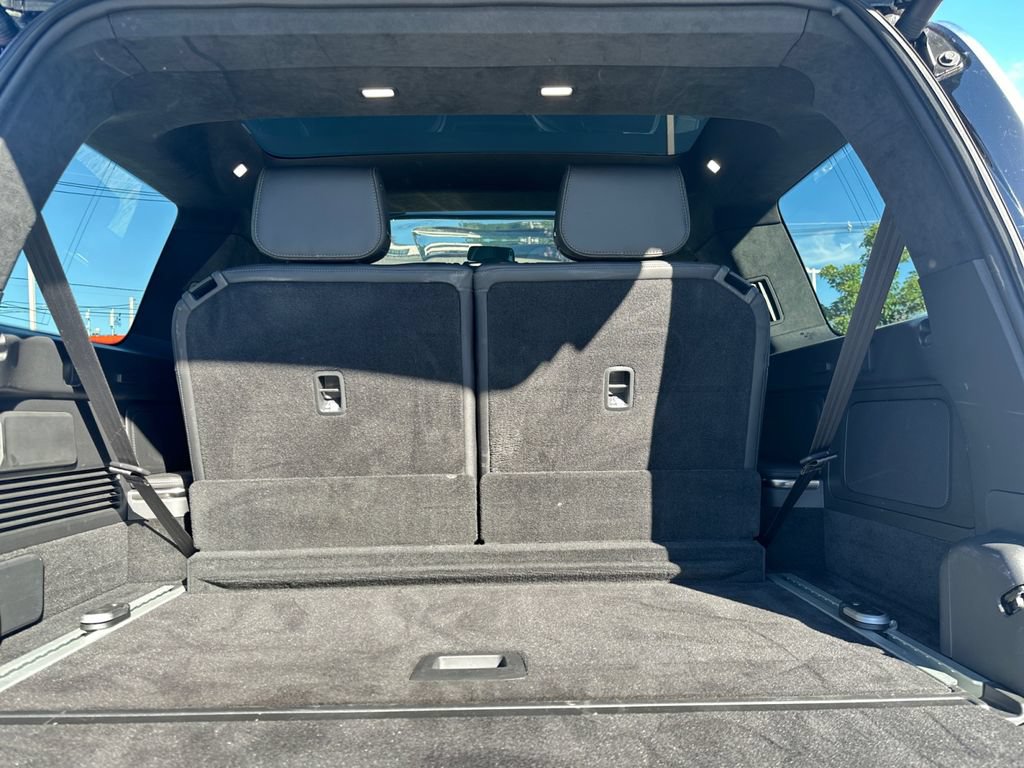 Used 2023 Rivian R1S Adventure AWD/4WD image 20