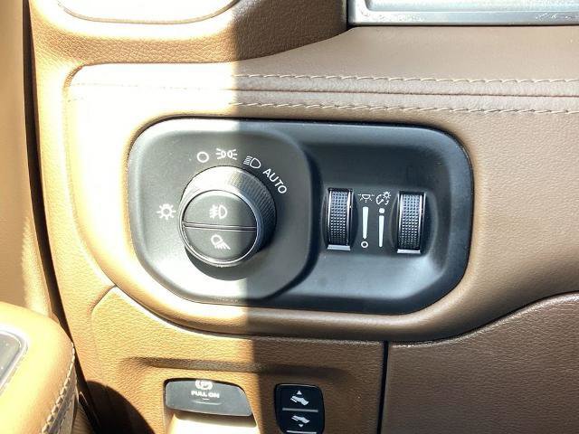 Used 2020 RAM 1500 Limited image 14