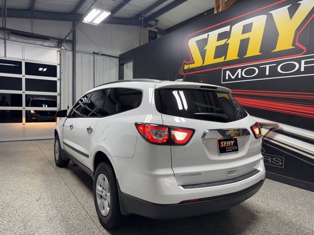 Used 2017 Chevrolet Traverse LS image 12