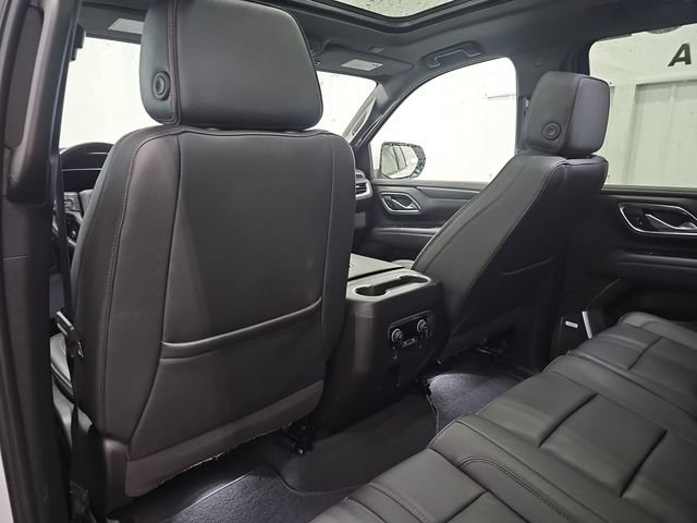 Used 2024 Chevrolet Suburban RST w/ Luxury Package AWD/4WD image 34