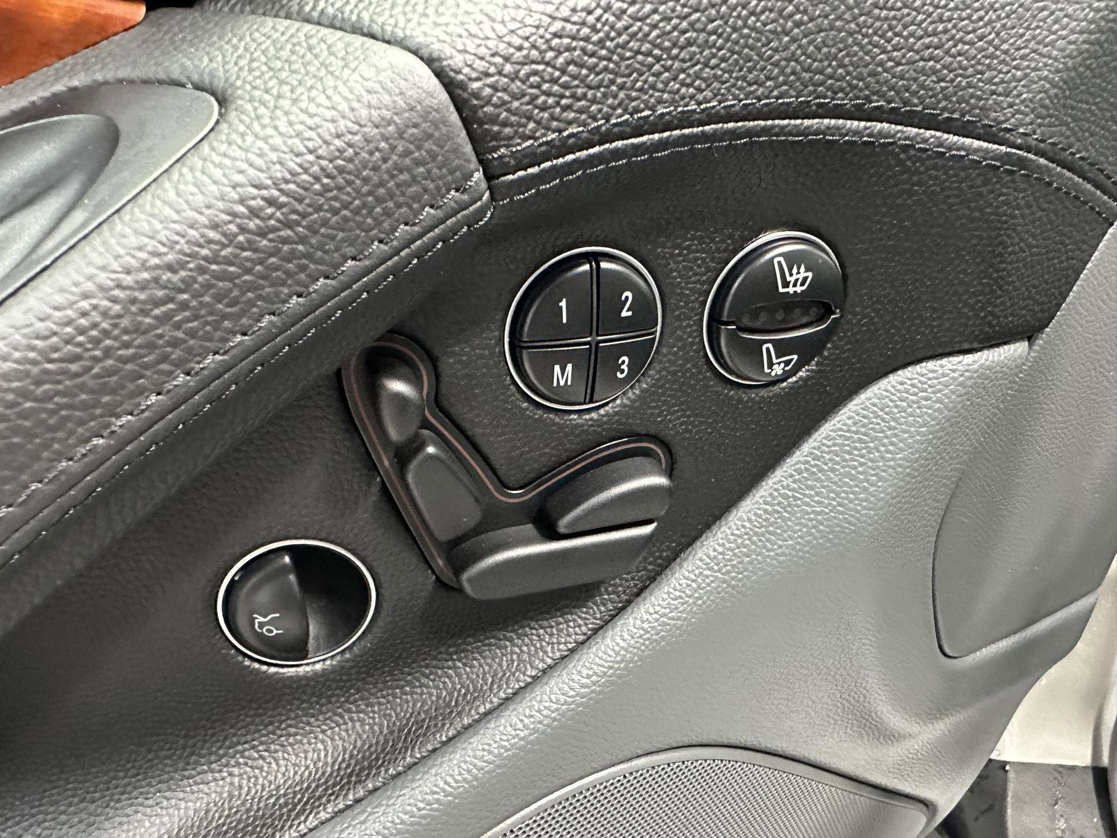 Used 2006 Mercedes-Benz SL 500 image 11