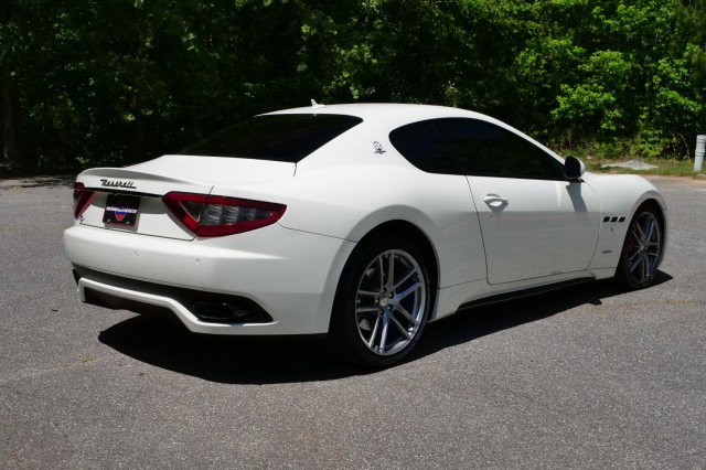 Used 2017 Maserati GranTurismo MC RWD image 23