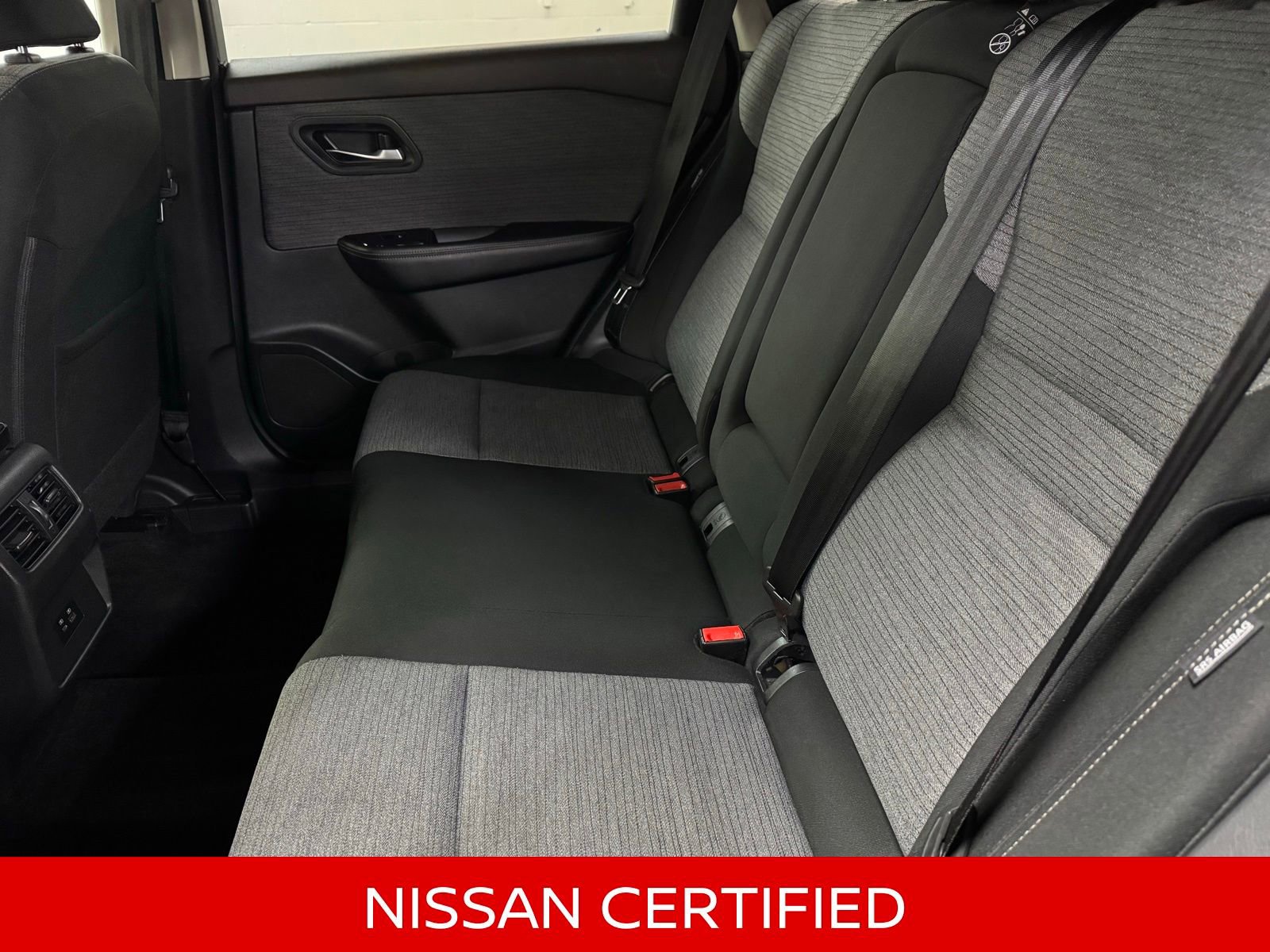 Certified 2023 Nissan Rogue SV image 15