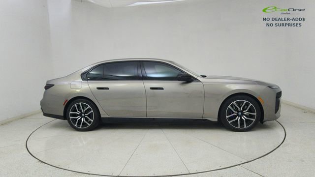 Used 2024 BMW i7 M70 w/ Executive Package image 63