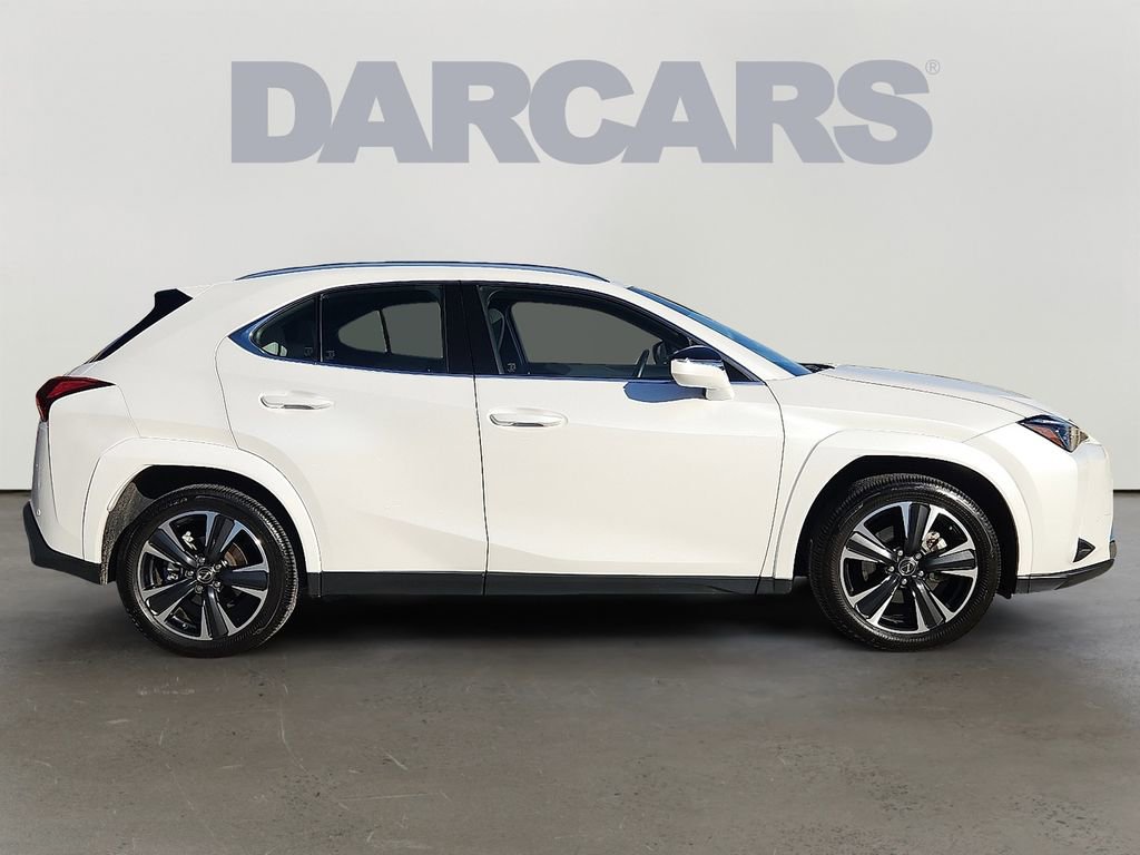 Used 2025 Lexus UX 300h AWD image 7