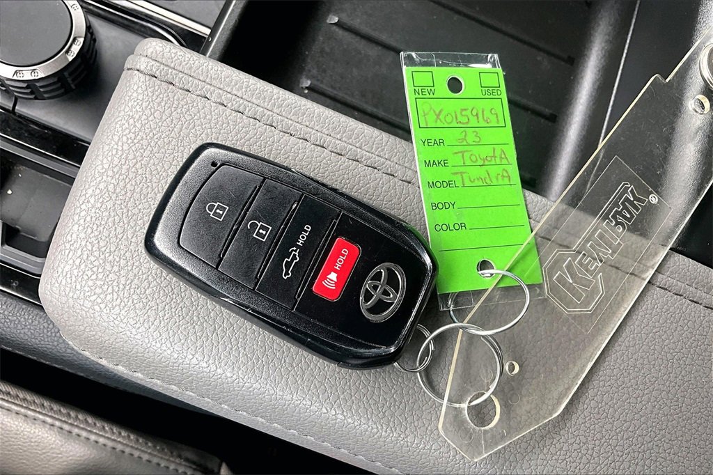 Used 2023 Toyota Tundra Limited image 35