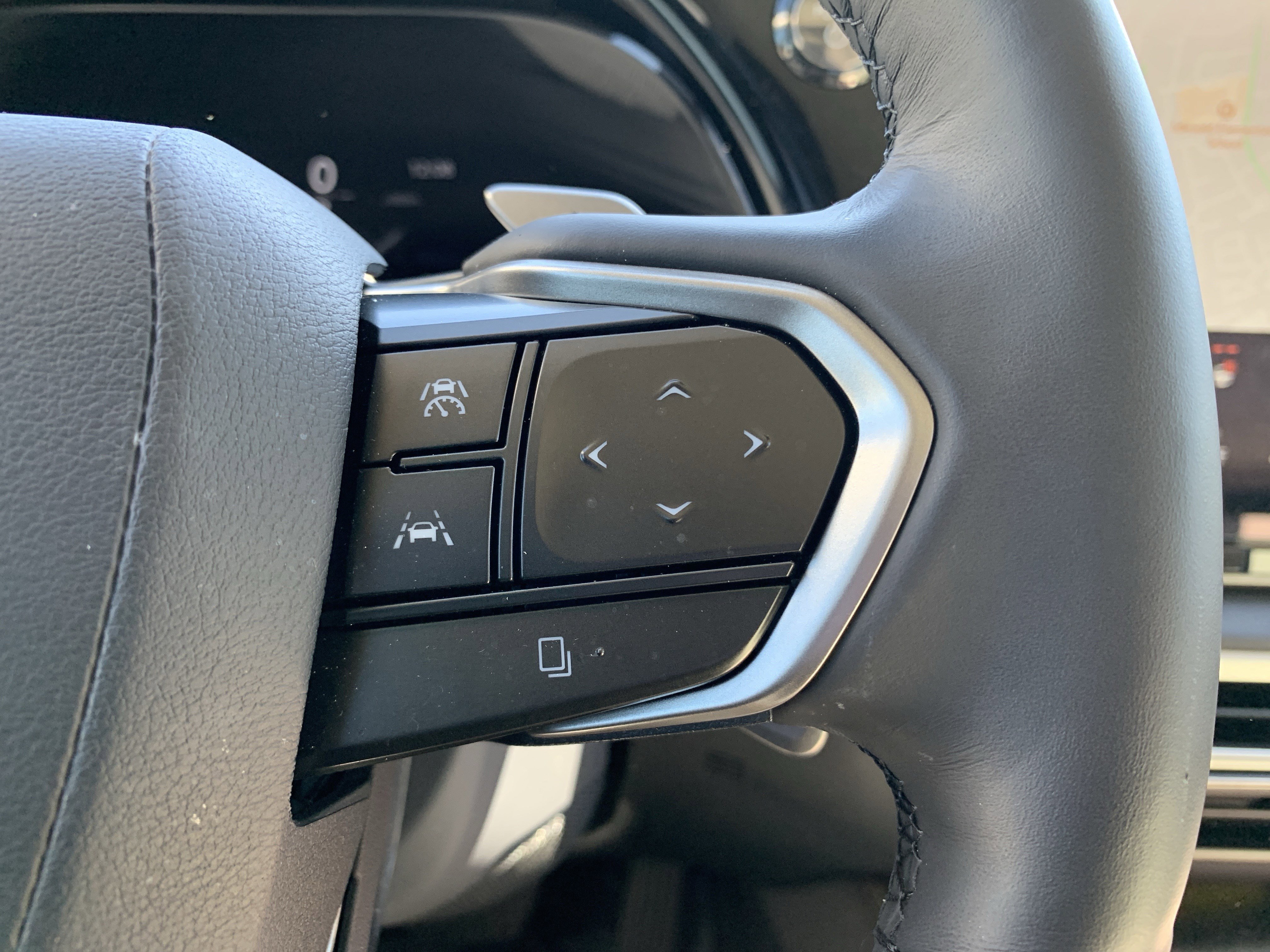 Used 2025 Lexus RX 450h 450h+ Luxury w/ Convenience Package image 20