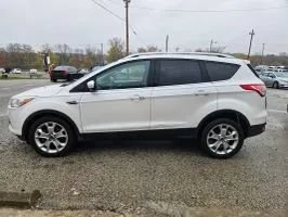 Used 2016 Ford Escape Titanium AWD/4WD image 1