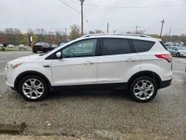 Used 2016 Ford Escape Titanium image 1