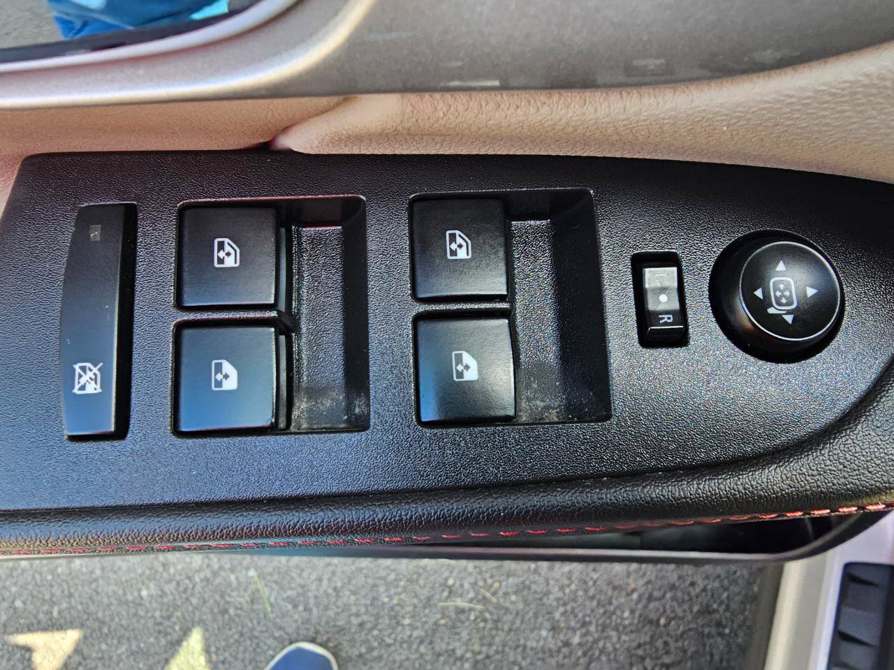 Used 2011 GMC Terrain SLE w/ Convenience Package FWD image 29