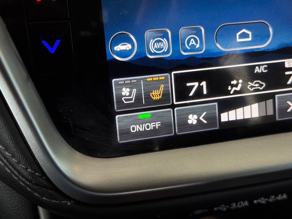 Used 2023 Subaru Outback Touring XT AWD/4WD image 41