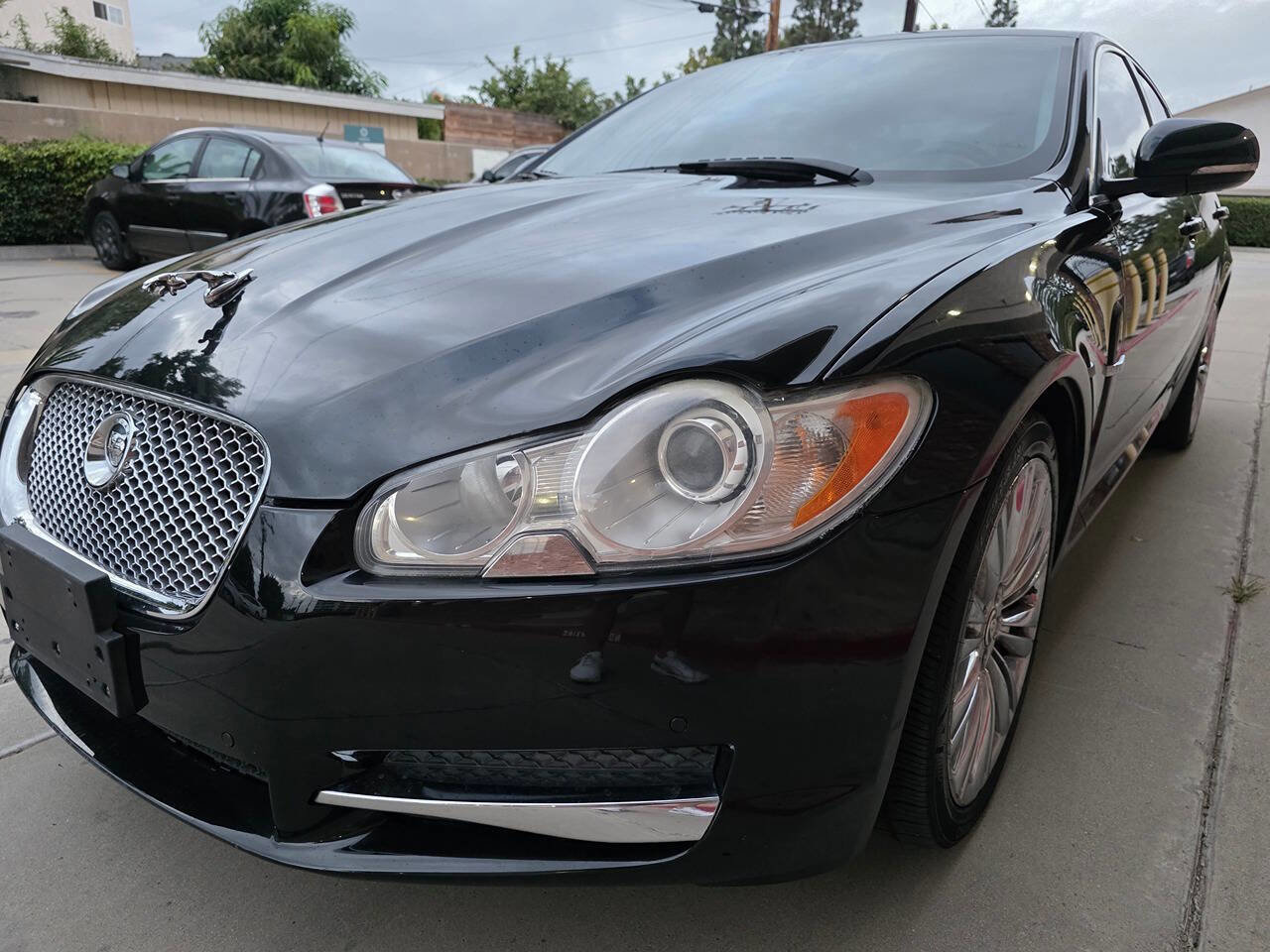 Used 2011 Jaguar XF Portfolio image 29