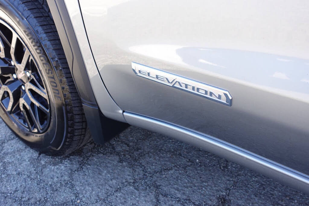 Used 2024 GMC Sierra 1500 Elevation AWD/4WD image 13
