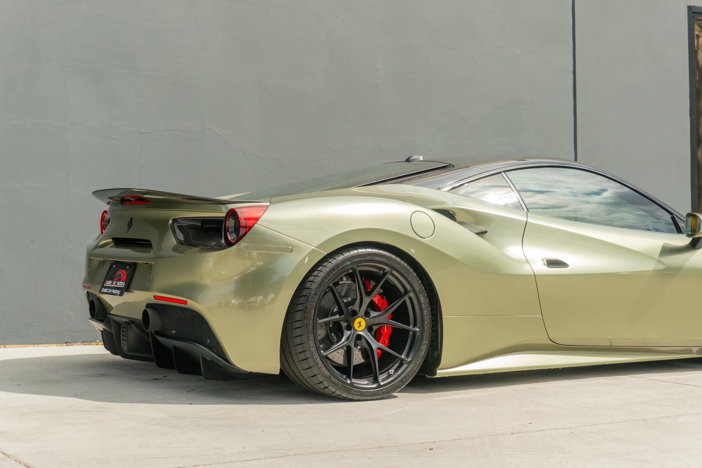 Used 2018 Ferrari 488 GTB image 37