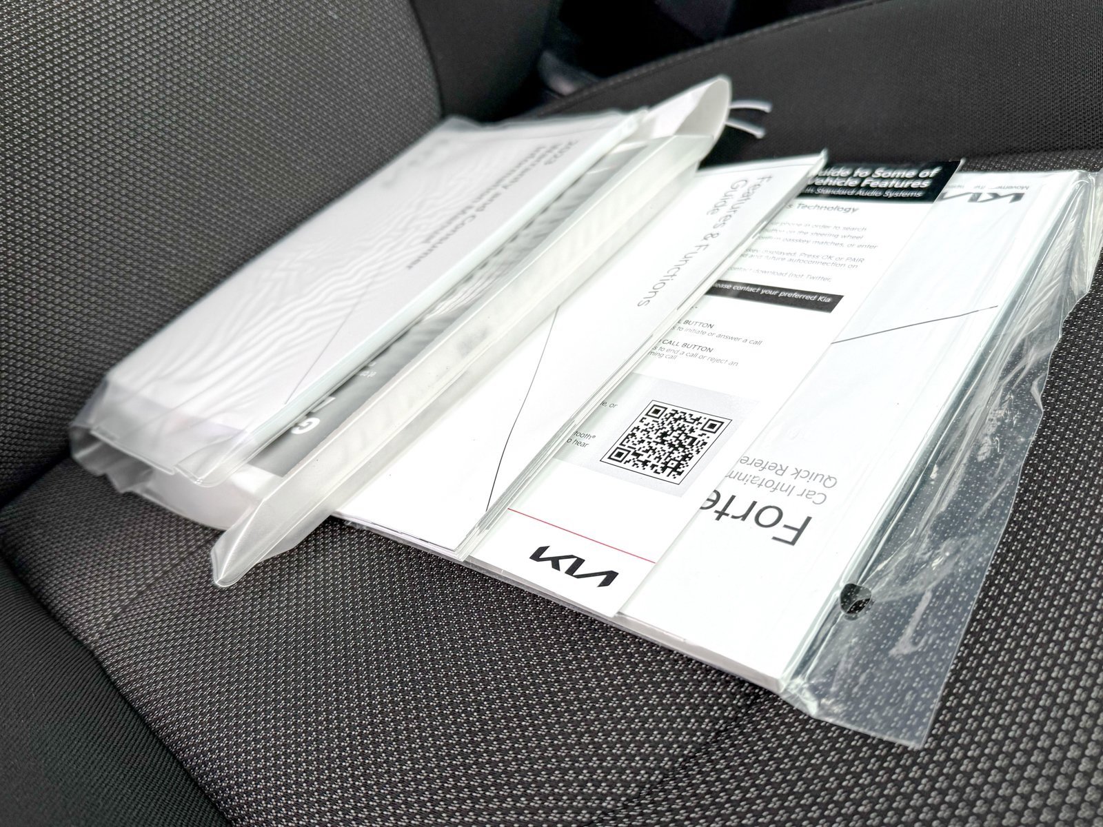 Used 2023 Kia Forte LXS w/ LXS Technology Package image 14