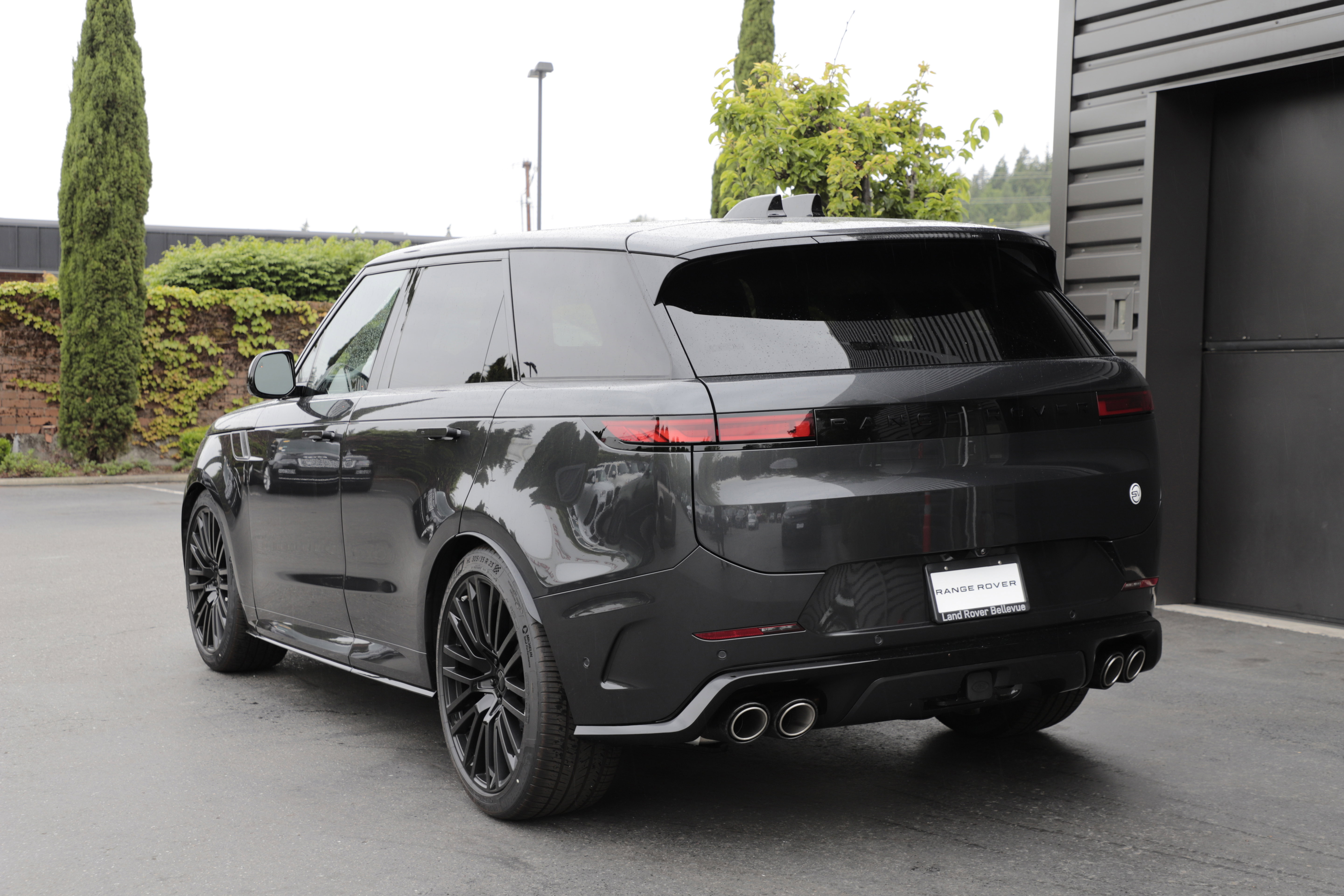 New 2026 Land Rover Range Rover Sport SV AWD/4WD image 8