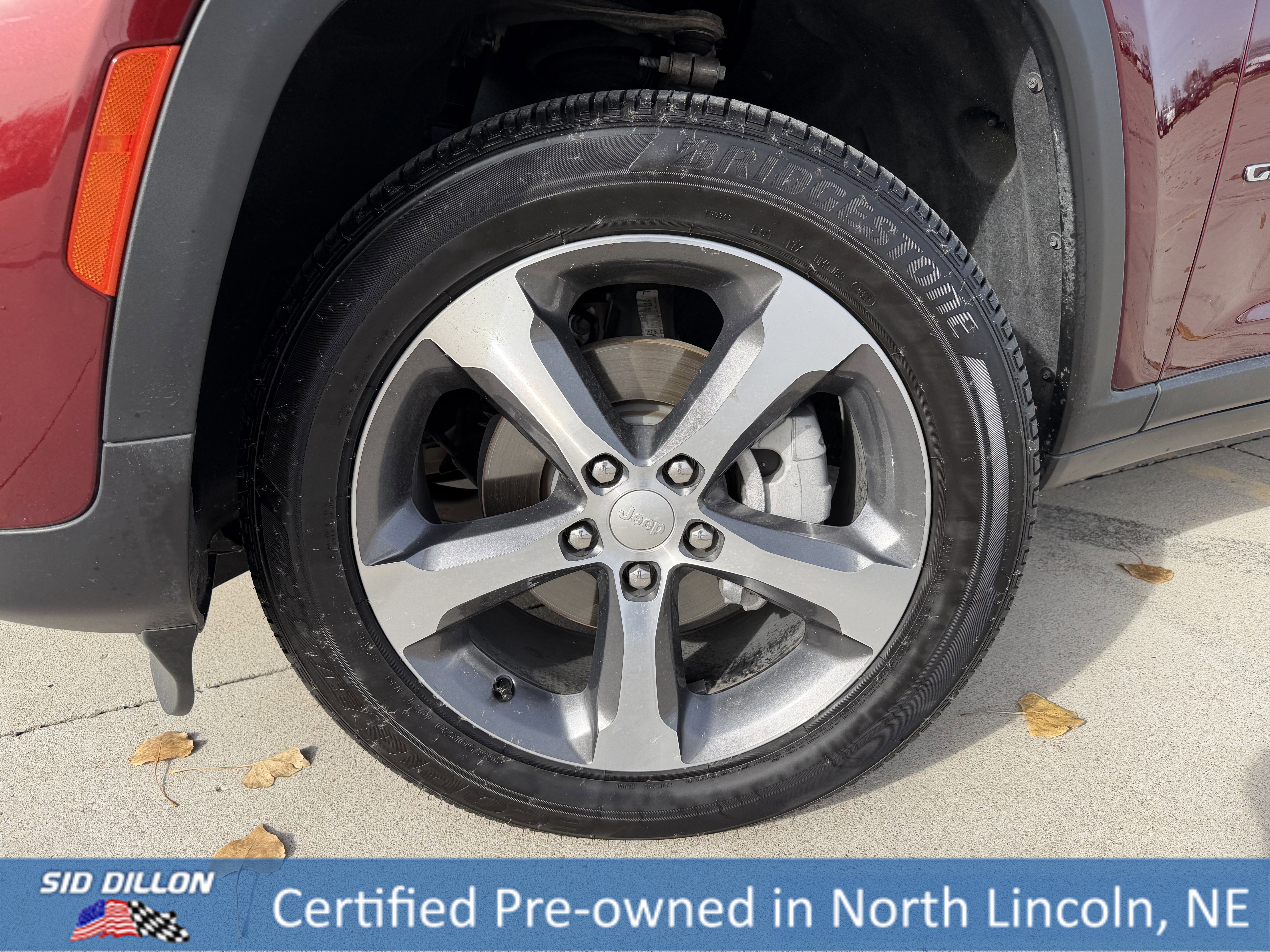 Used 2025 Jeep Grand Cherokee Limited image 9