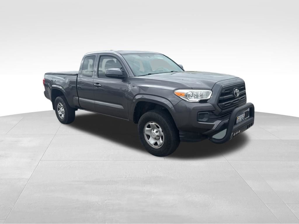 Used 2017 Toyota Tacoma SR5 image 11