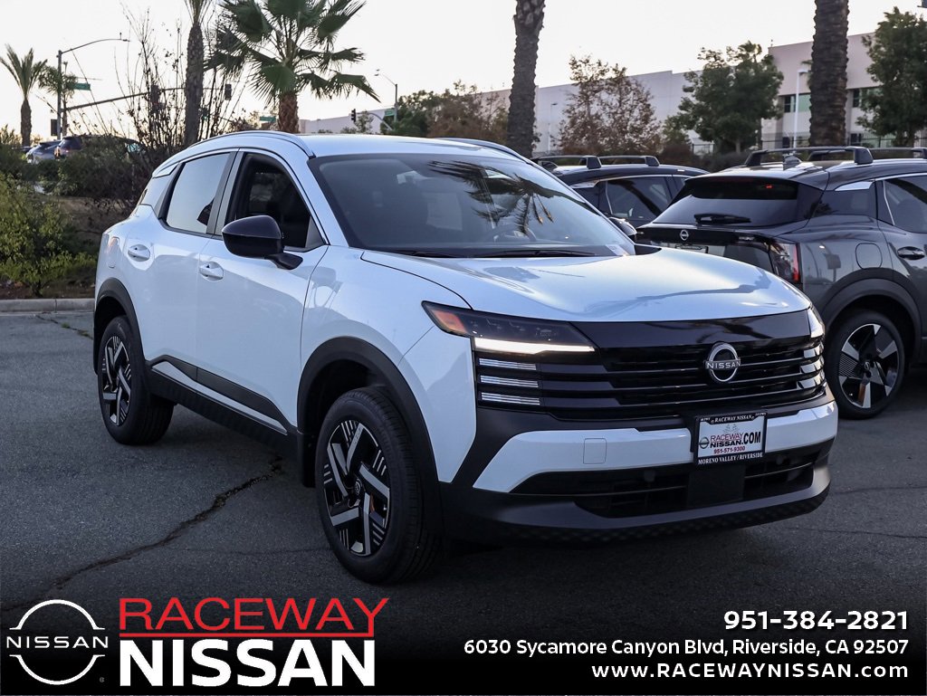 New 2026 Nissan Kicks SV image 1