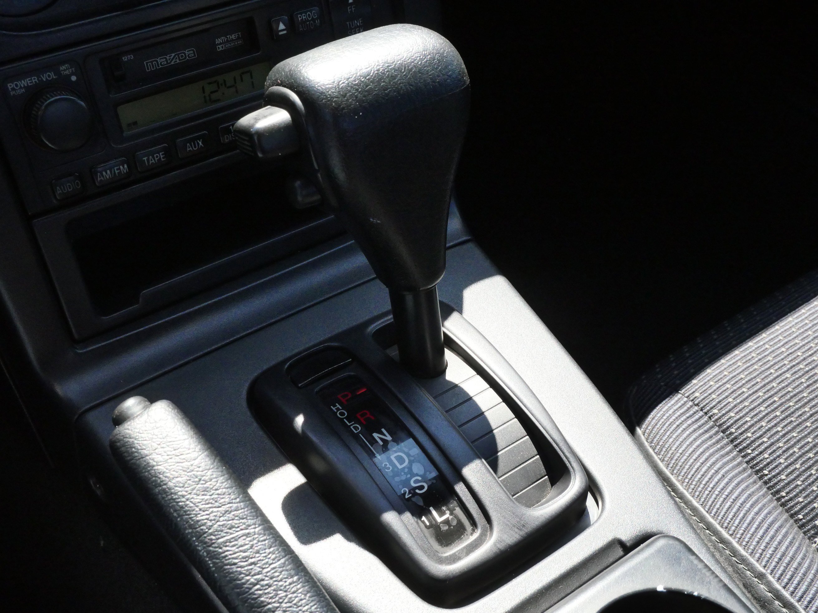 Used 1997 MAZDA MX-5 Miata RWD image 26