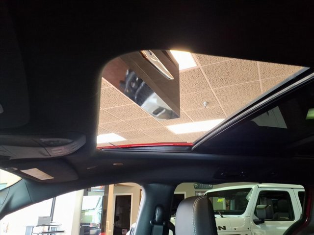 New 2026 Chrysler Pacifica Limited image 13