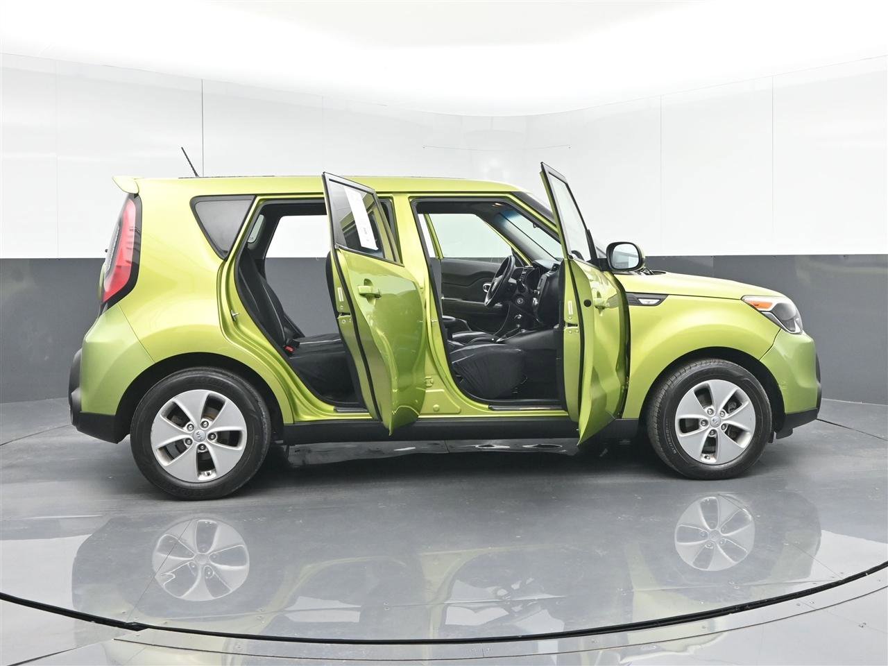 Used 2014 Kia Soul FWD image 40