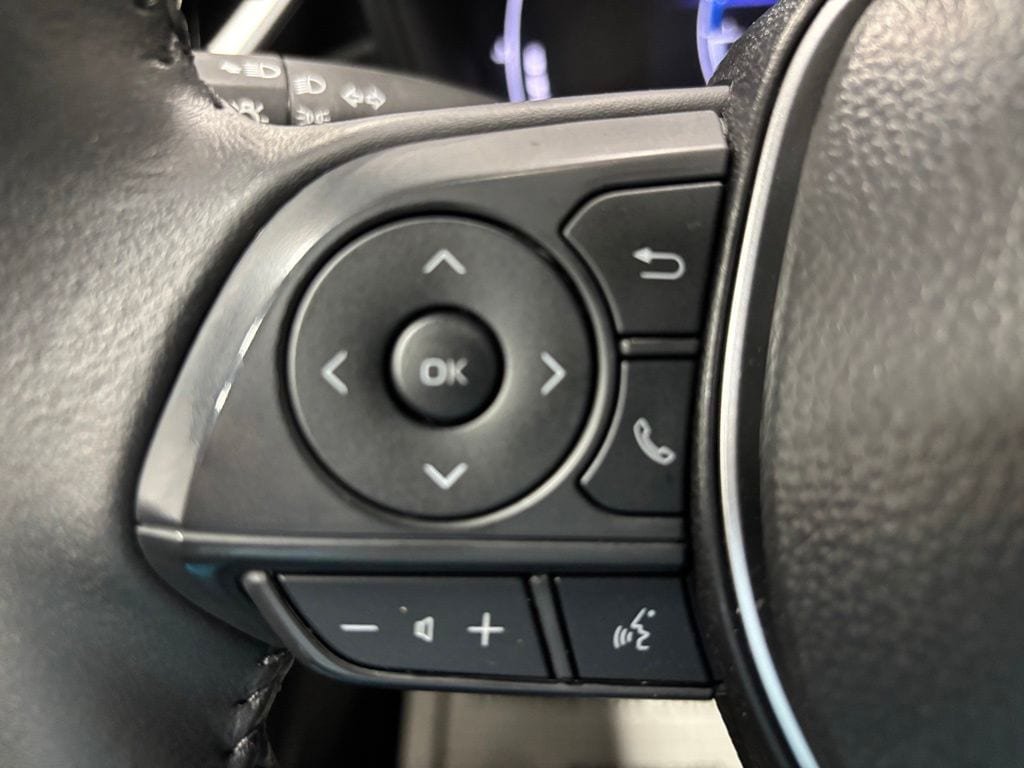 Used 2026 Toyota Corolla SE FWD image 19