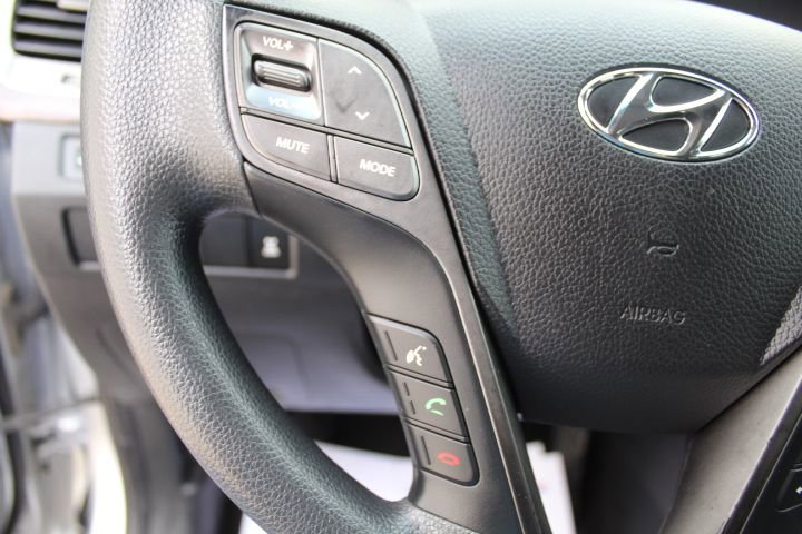 Used 2018 Hyundai Santa Fe Sport image 15