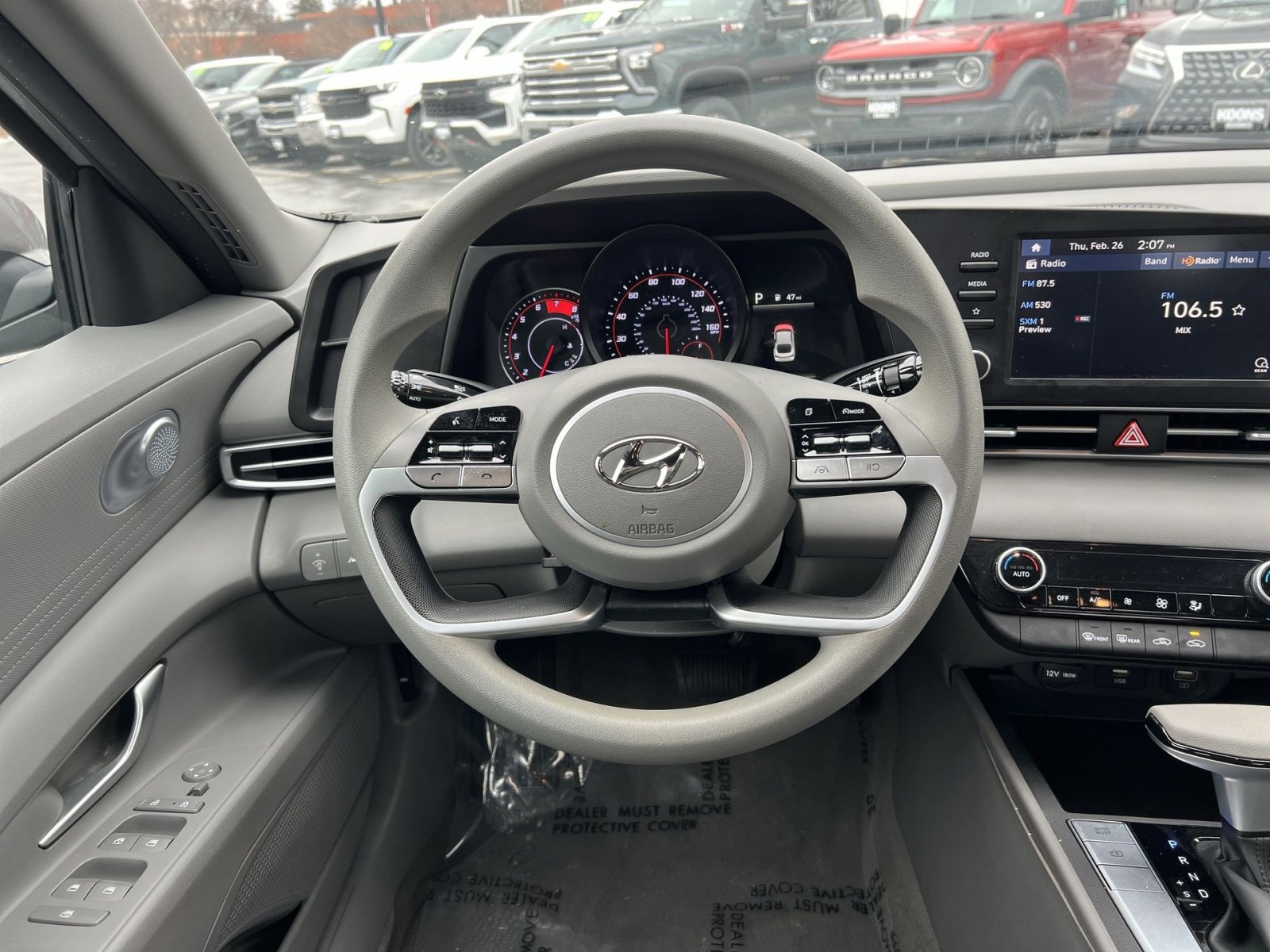 Used 2023 Hyundai Elantra SEL image 15