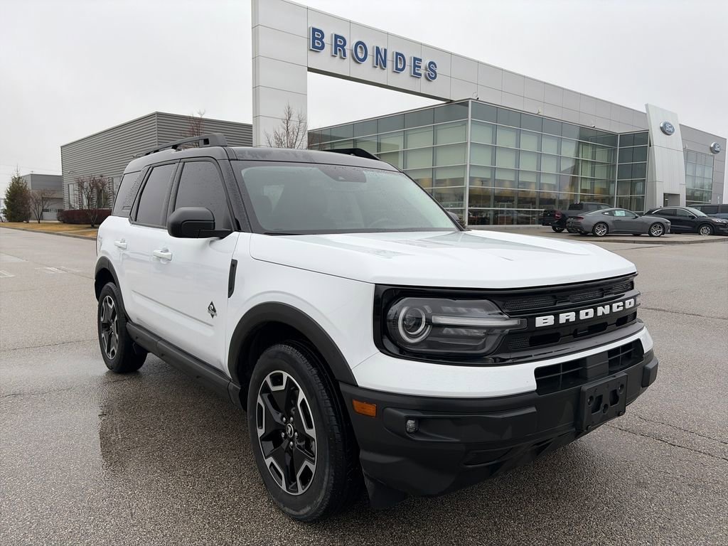 Used 2022 Ford Bronco Sport Outer Banks w/ Tech Package image 1