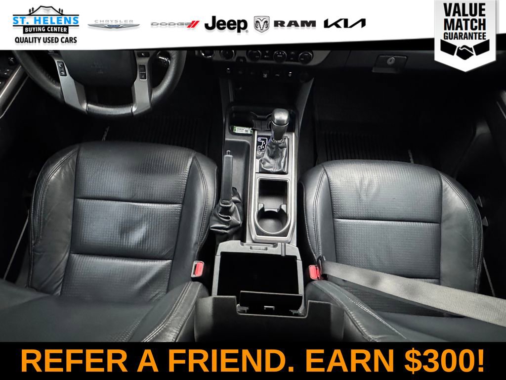 Used 2020 Toyota Tacoma Limited image 29