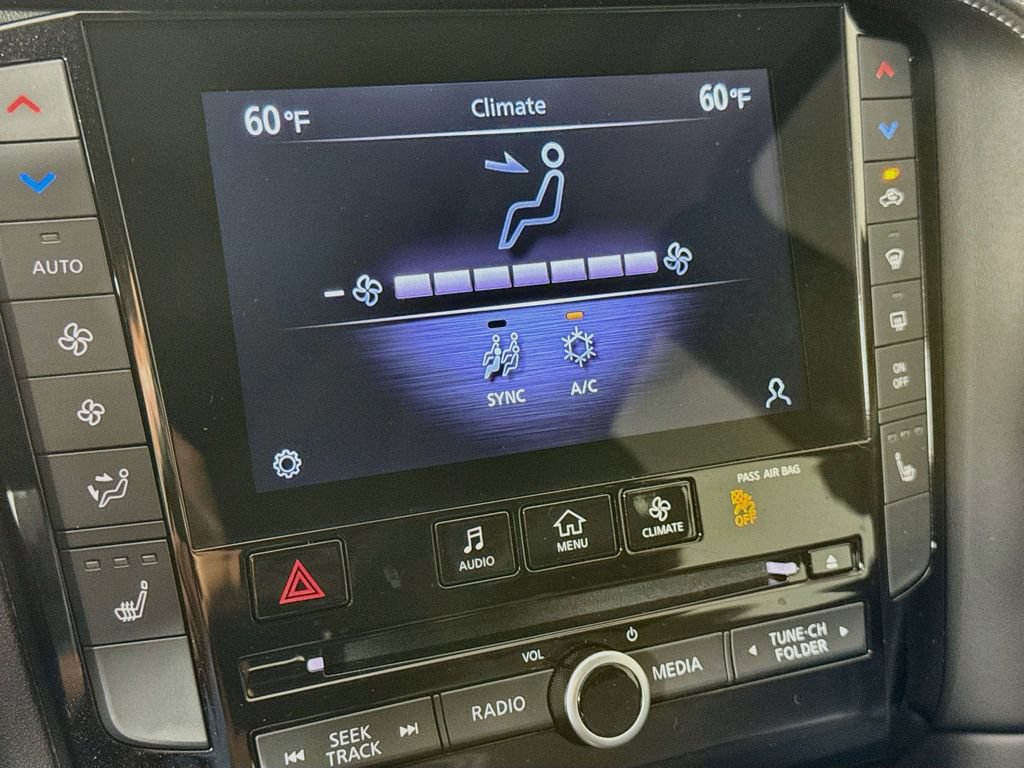 Certified 2023 INFINITI QX50 Luxe w/ Accent Package FWD image 21