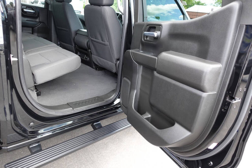 Used 2023 Chevrolet Silverado 1500 Custom AWD/4WD image 29